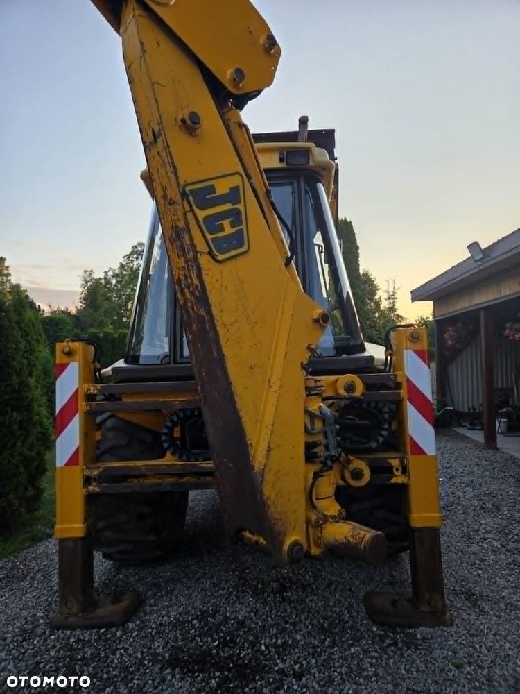 JCB 3CX - 6