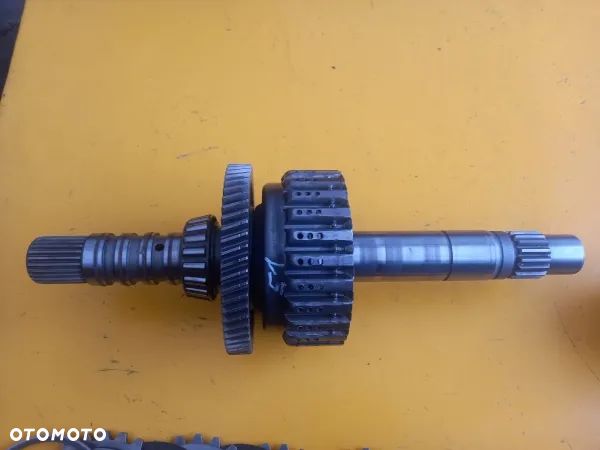 Kosz skrzyni wałek tryb 58/51/41/46 Case MX100C - 3