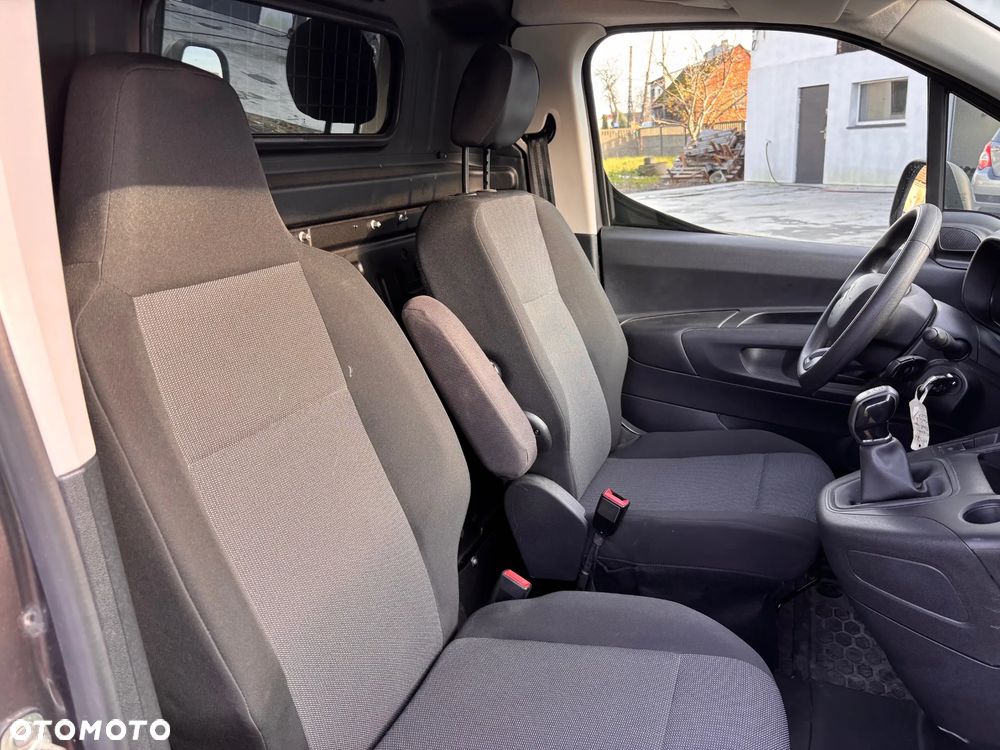 Citroën BERLINGO - 16