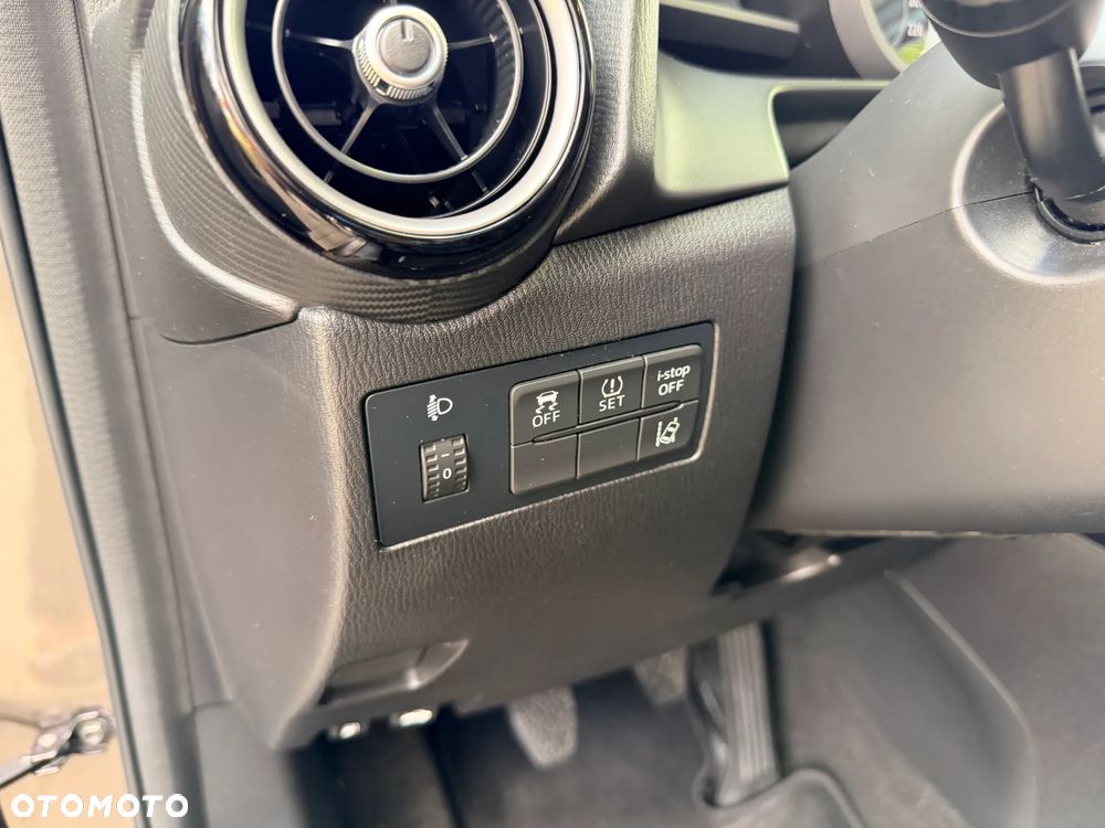 Mazda 2 1.5 Skypassion - 11