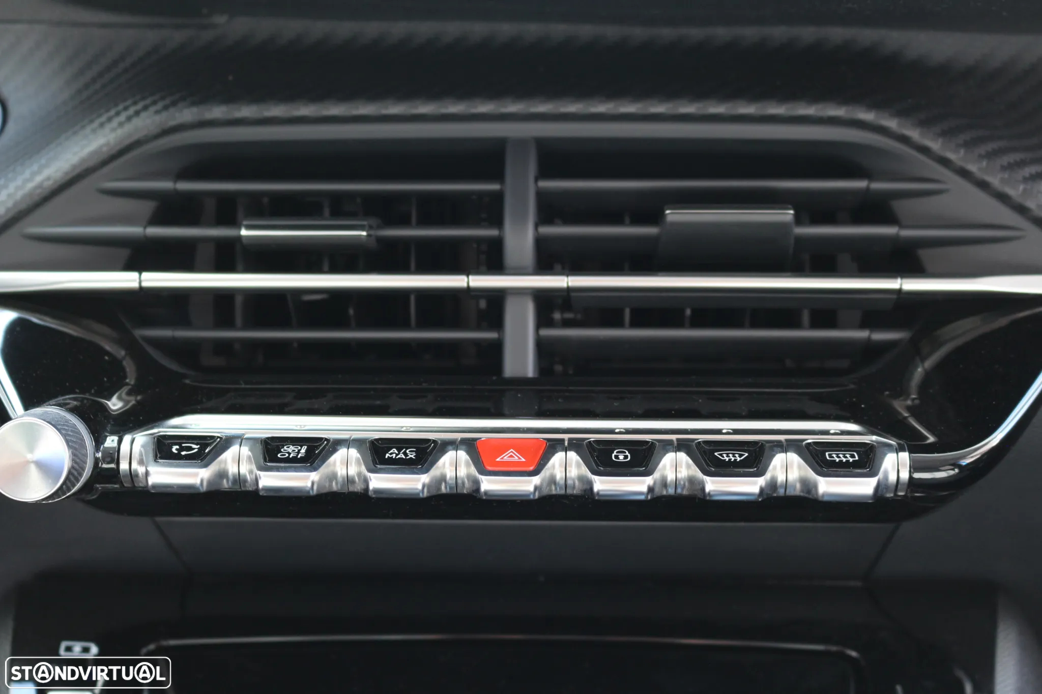 Peugeot e-2008 Allure+ - 29