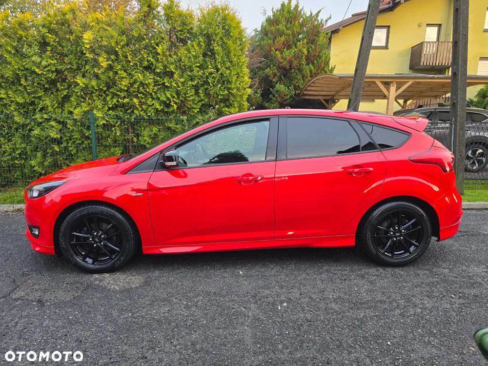 Ford Focus 1.0 EcoBoost STart-Stopp-System ST-LINE X - 6