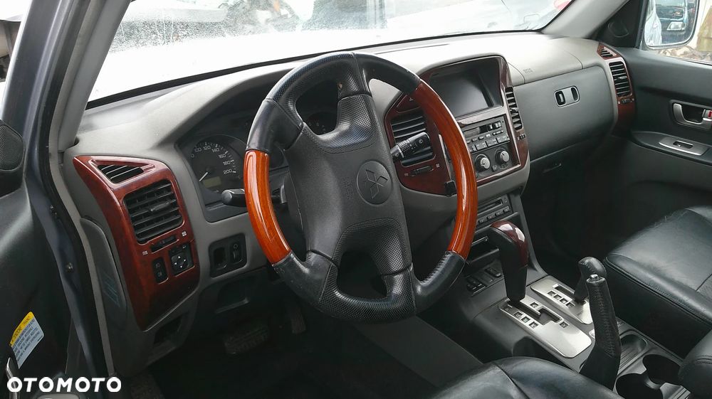 SILNIK 3.2D 4M41 Mitsubishi Pajero III 2004 Wszystkie części - 6