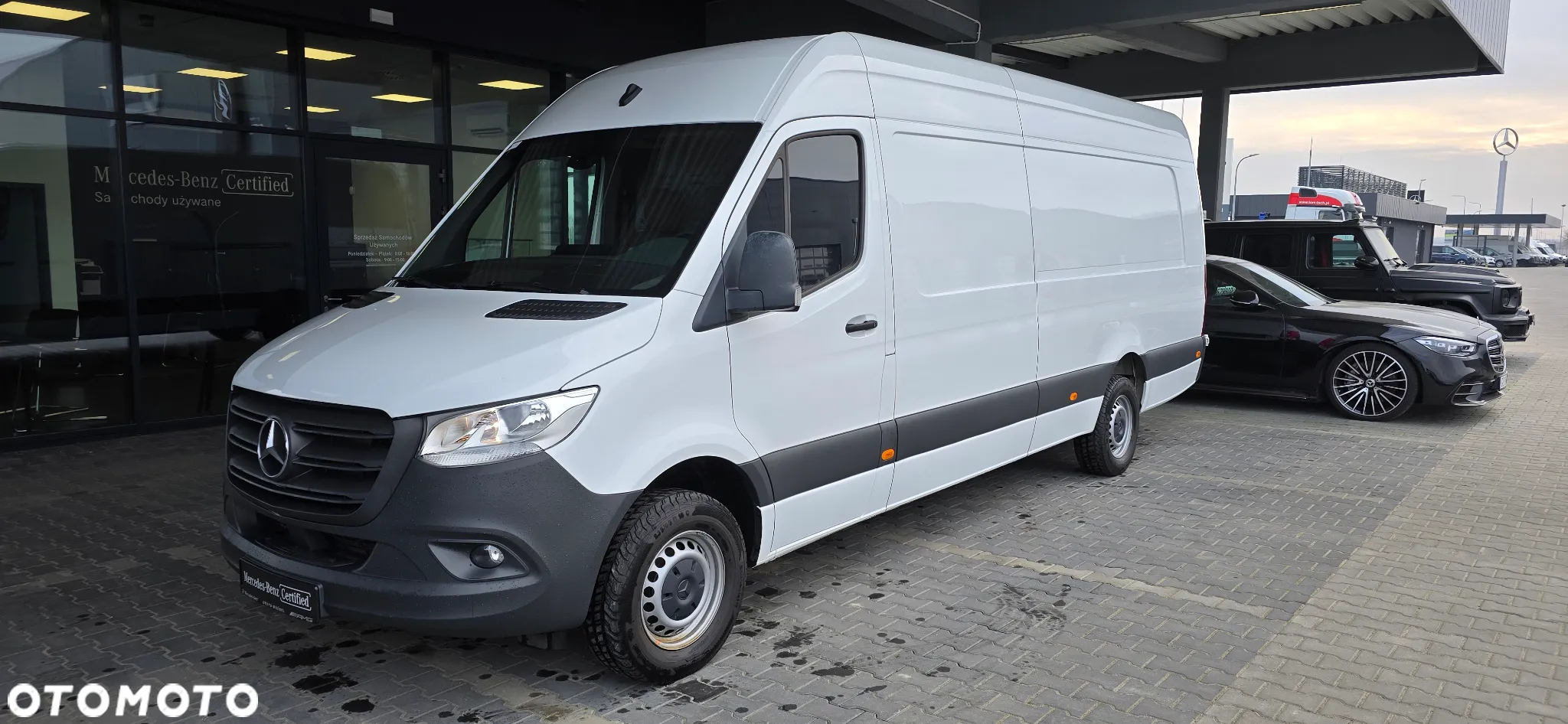 Mercedes-Benz Sprinter - 2