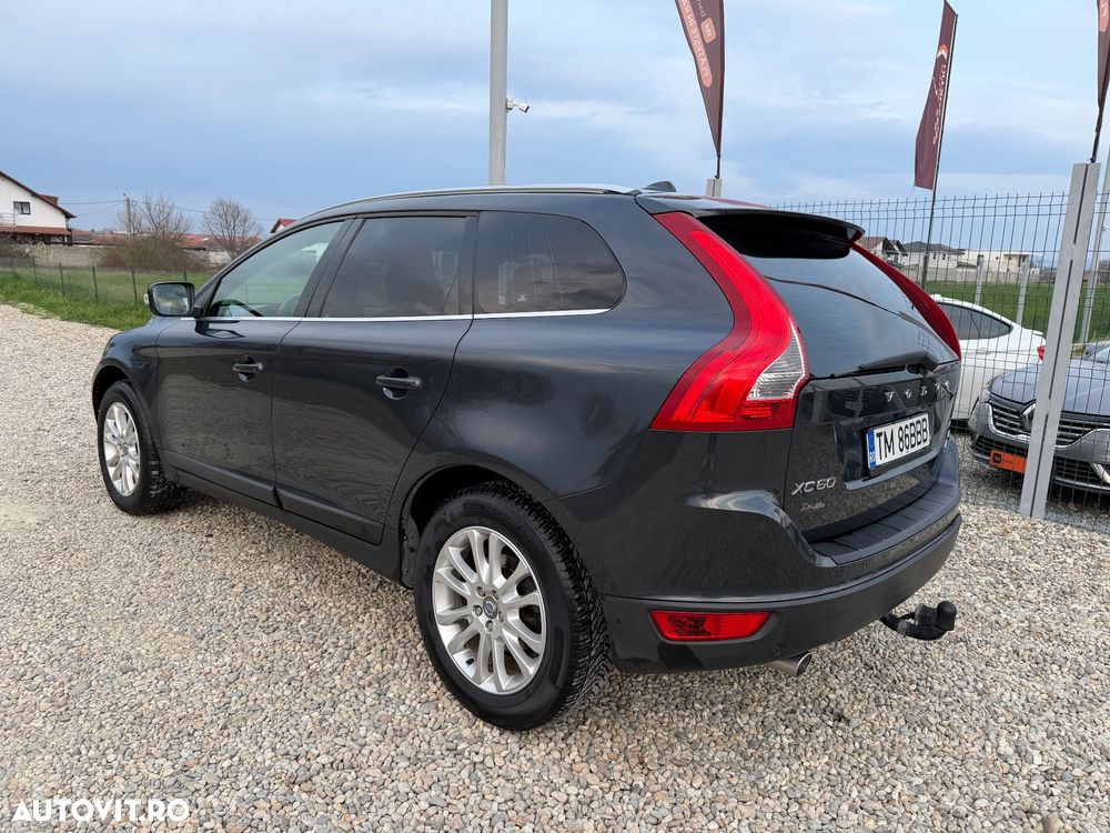 Volvo XC 60 D5 AWD Aut. Summum - 4