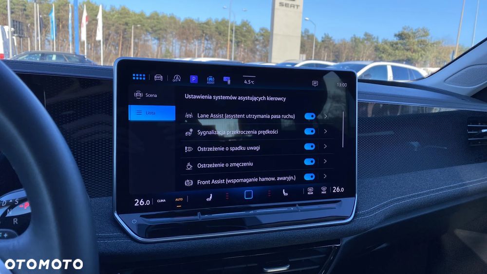 Volkswagen Passat - 13