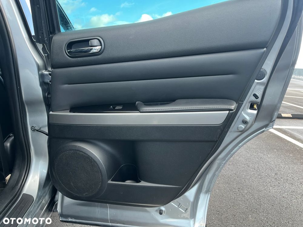 Mazda CX-7 2.2 CD Exclusive + - 23
