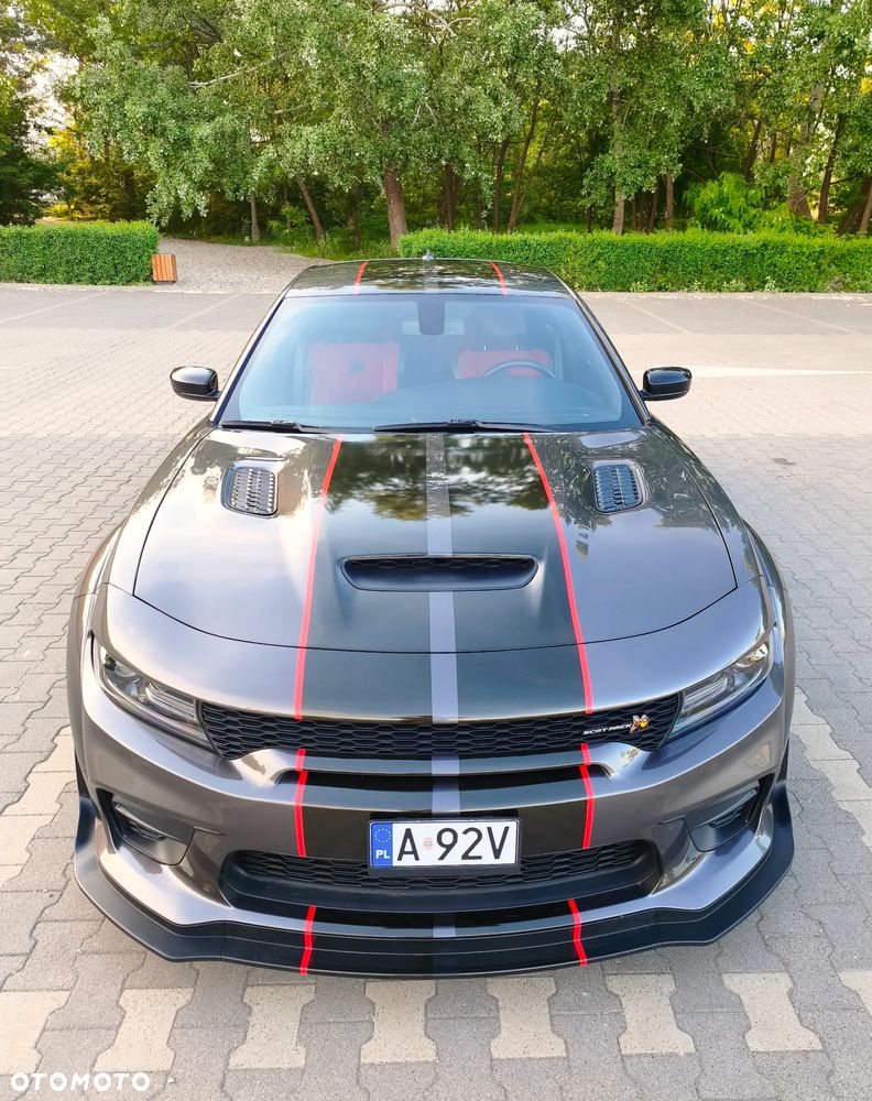 Dodge Charger 6.4 Scat Pack Widebody - 11