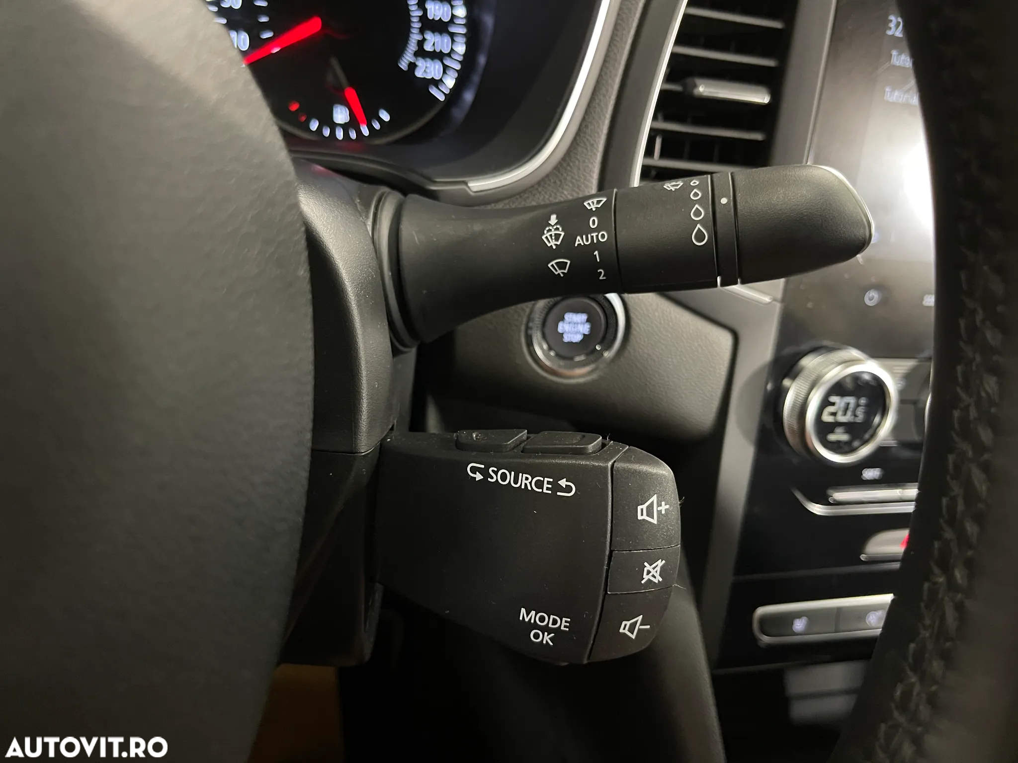 Renault Megane TCe 140 GPF Equilibre - 18
