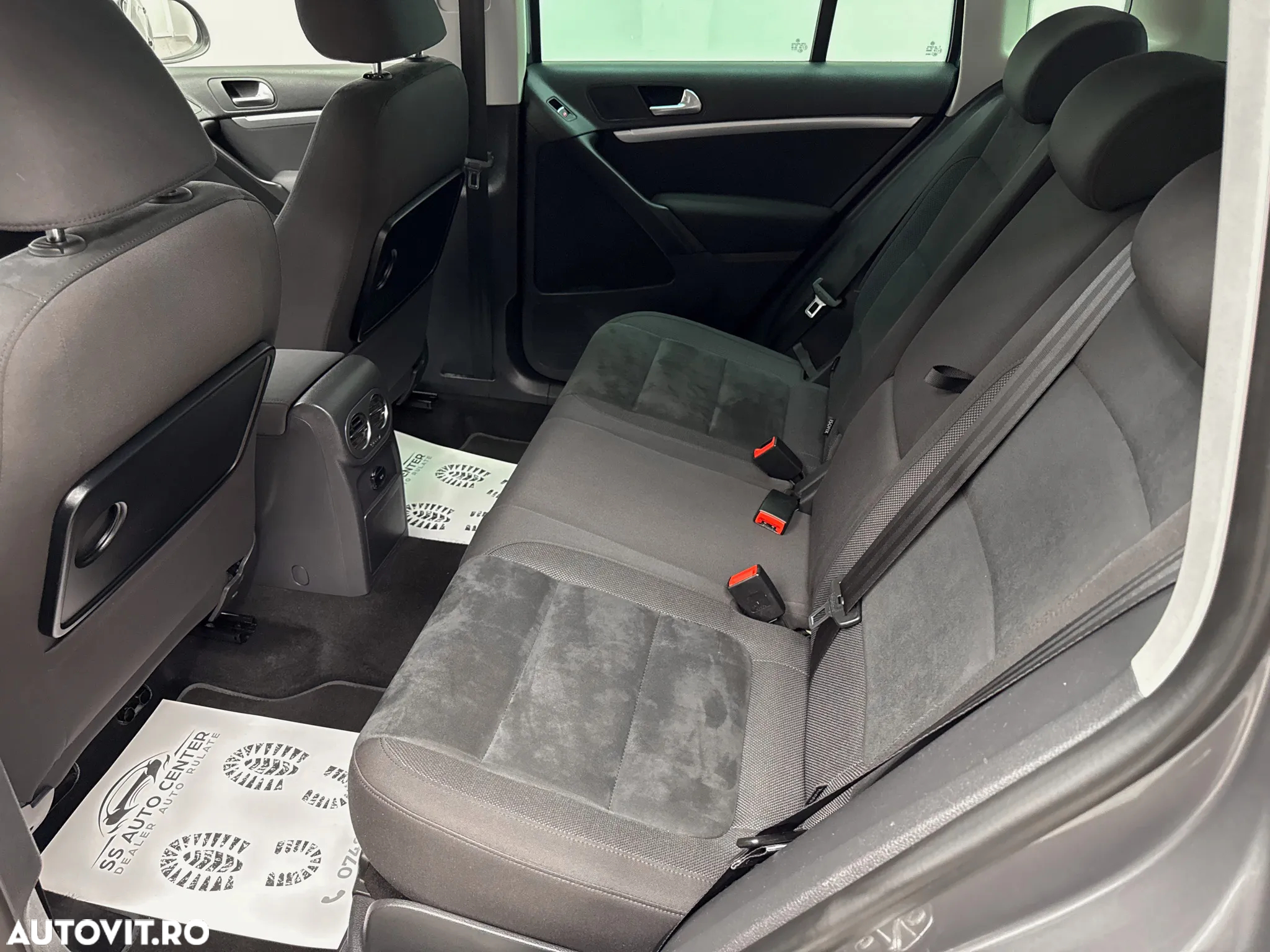 Volkswagen Tiguan 2.0 TDI 4Motion DSG Sport & Style - 18