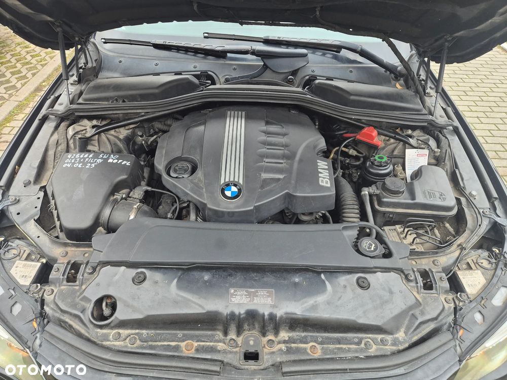 BMW Seria 5 - 12