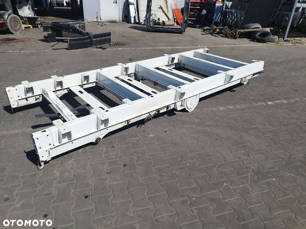 RAMA SPRINTER 906 CRAFTER SREDNI 380 CM POJEDYNCZE KOLO - 5