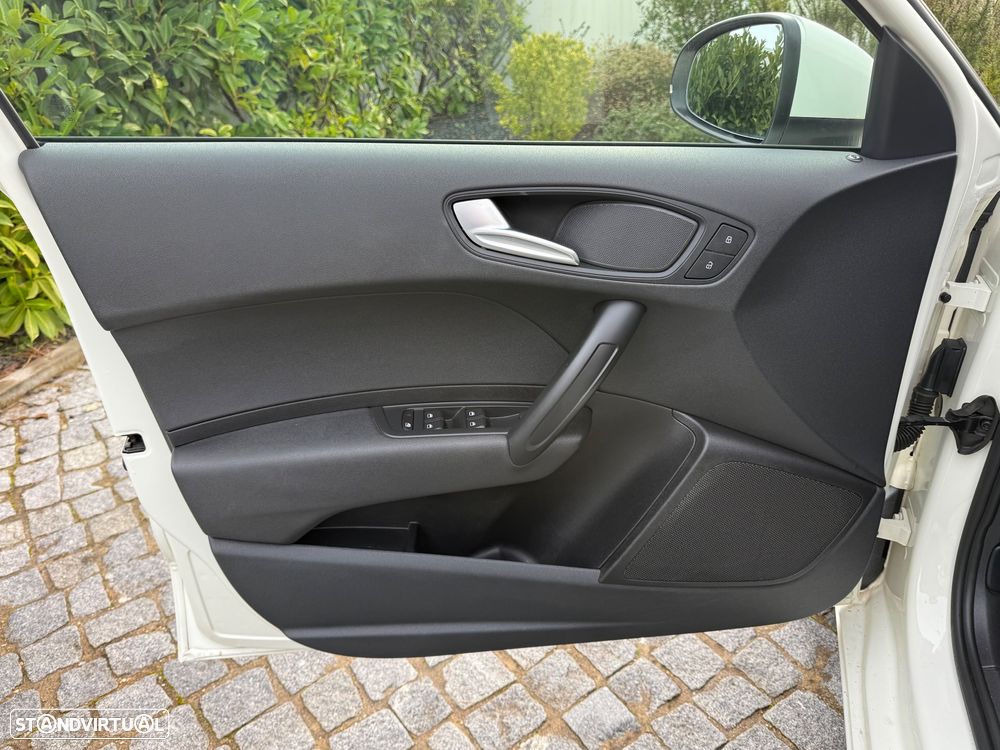 Audi A1 Sportback 1.6 TDI Advance - 17