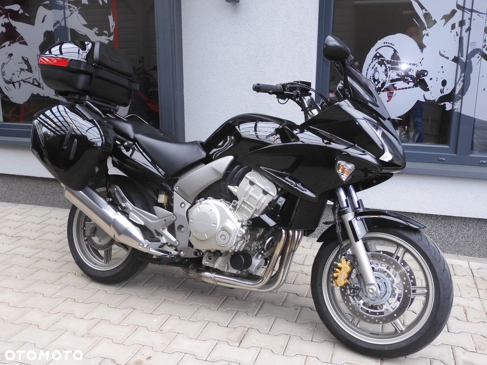 Honda CBF - 2