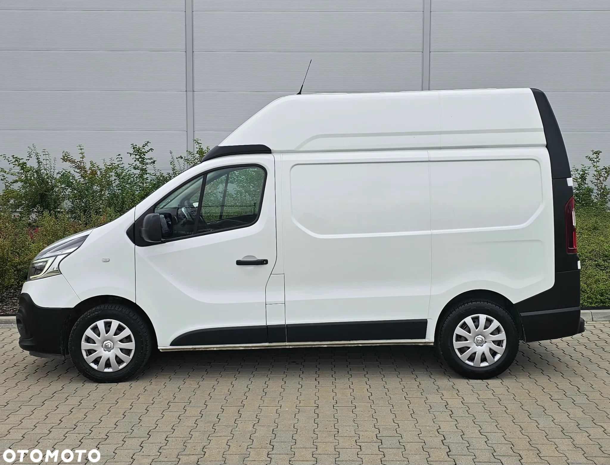 Renault TRAFIC - 4