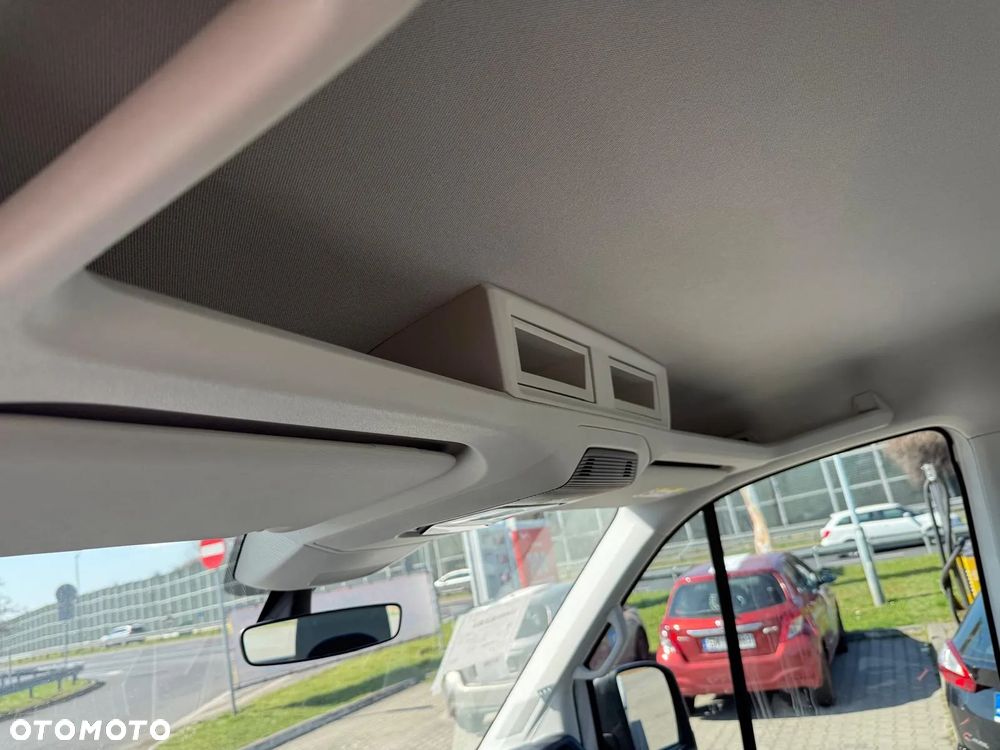 Volkswagen Crafter - 19