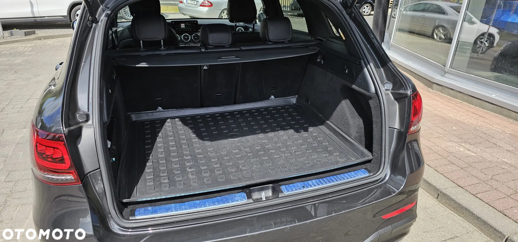 Mercedes-Benz GLC 300 d 4-Matic - 22