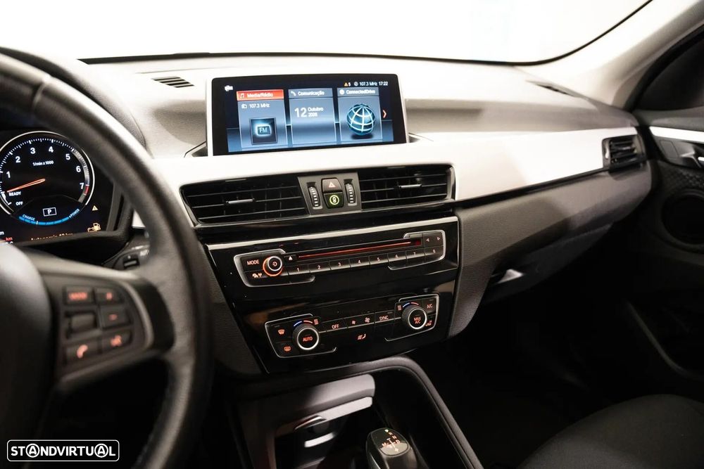 BMW X1 25 e xDrive Corporate Edition - 16