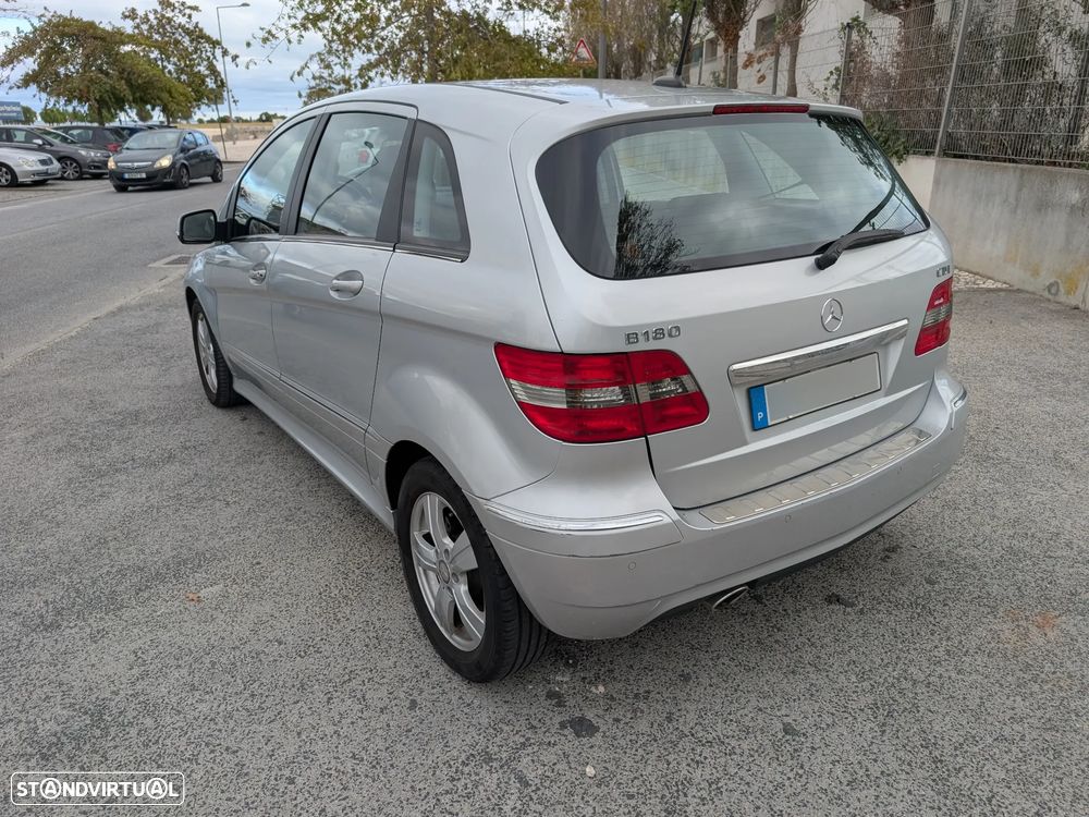 Mercedes-Benz B 180 CDi - 7