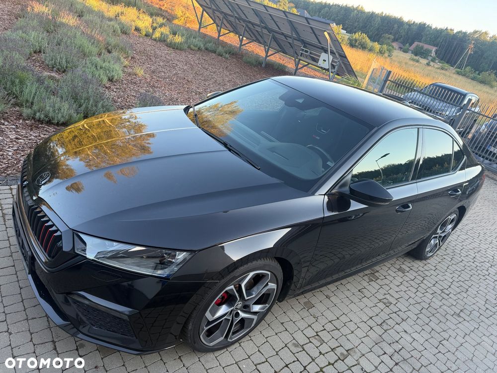 Skoda Octavia 2.0 TDI DSG RS - 8