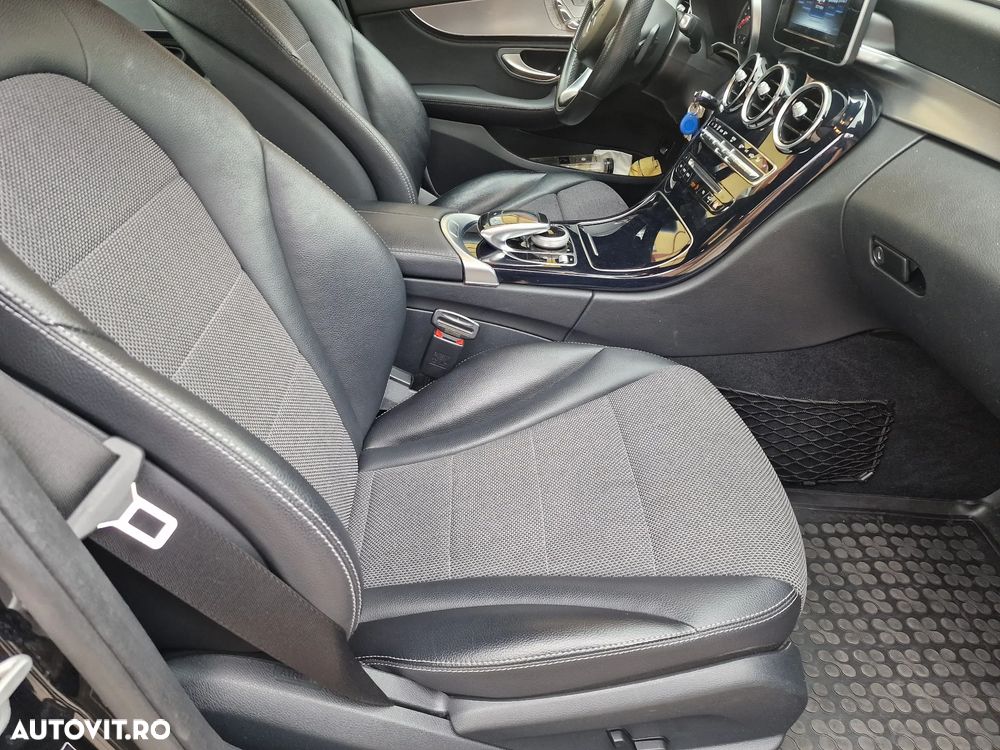 Mercedes-Benz C 250 (BlueTEC) d 4Matic 7G-TRONIC Avantgarde - 17