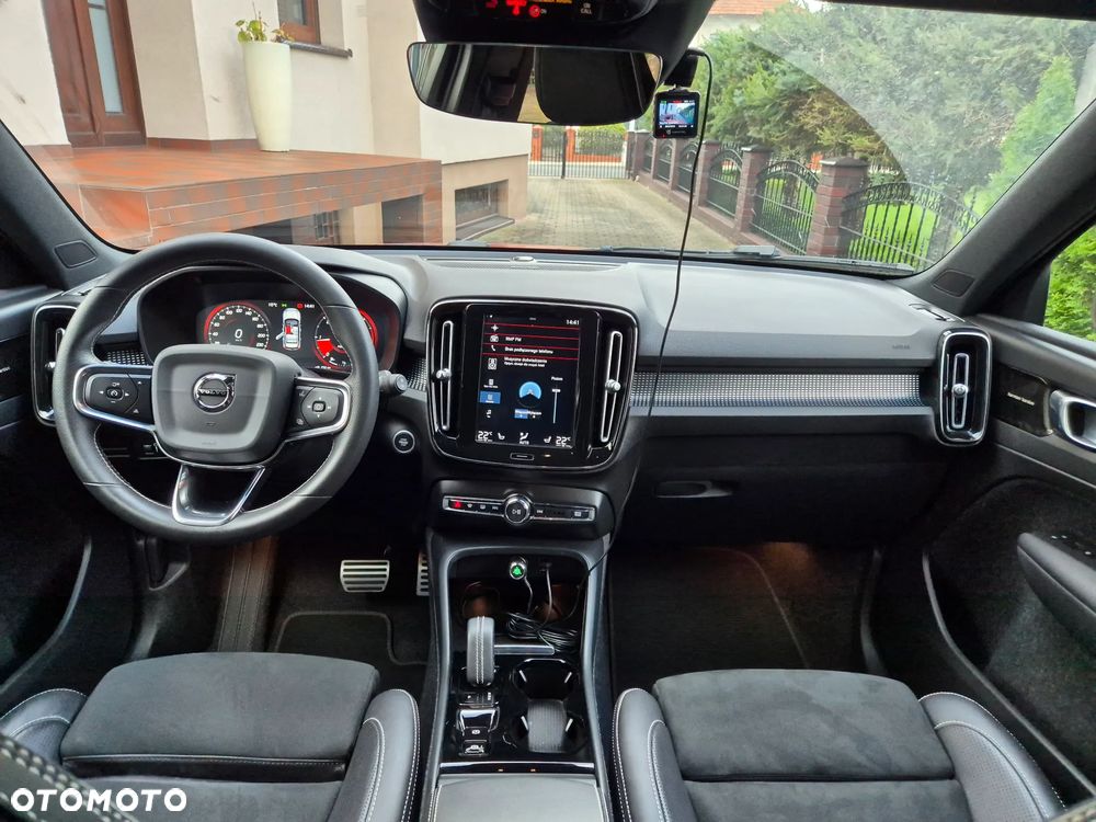 Volvo XC 40 D3 SCR R-Design - 19