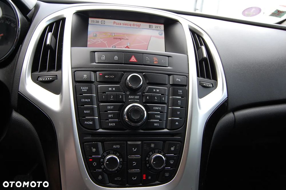 Opel Astra 1.4 Turbo - 10