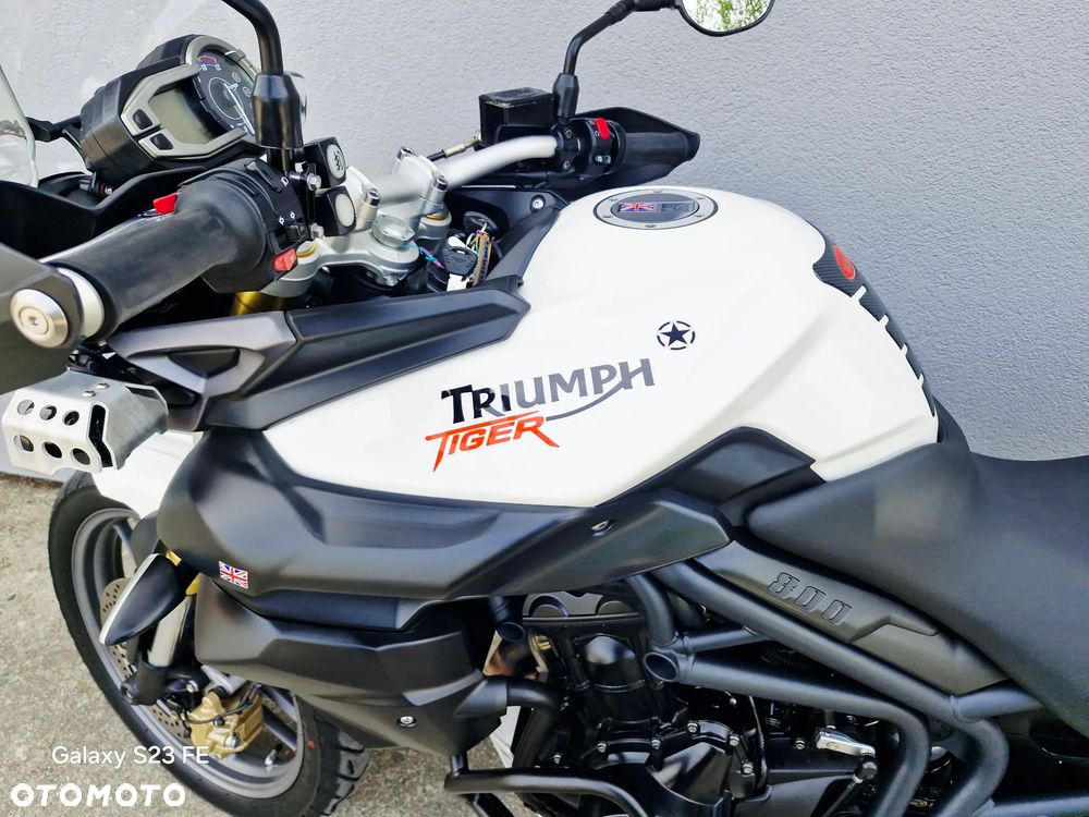 Triumph Tiger - 33