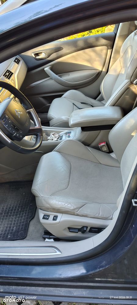 Citroën C5 2.2 HDi Exclusive - 6