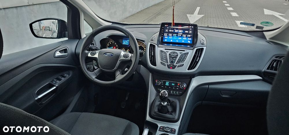 Ford Grand C-MAX - 9