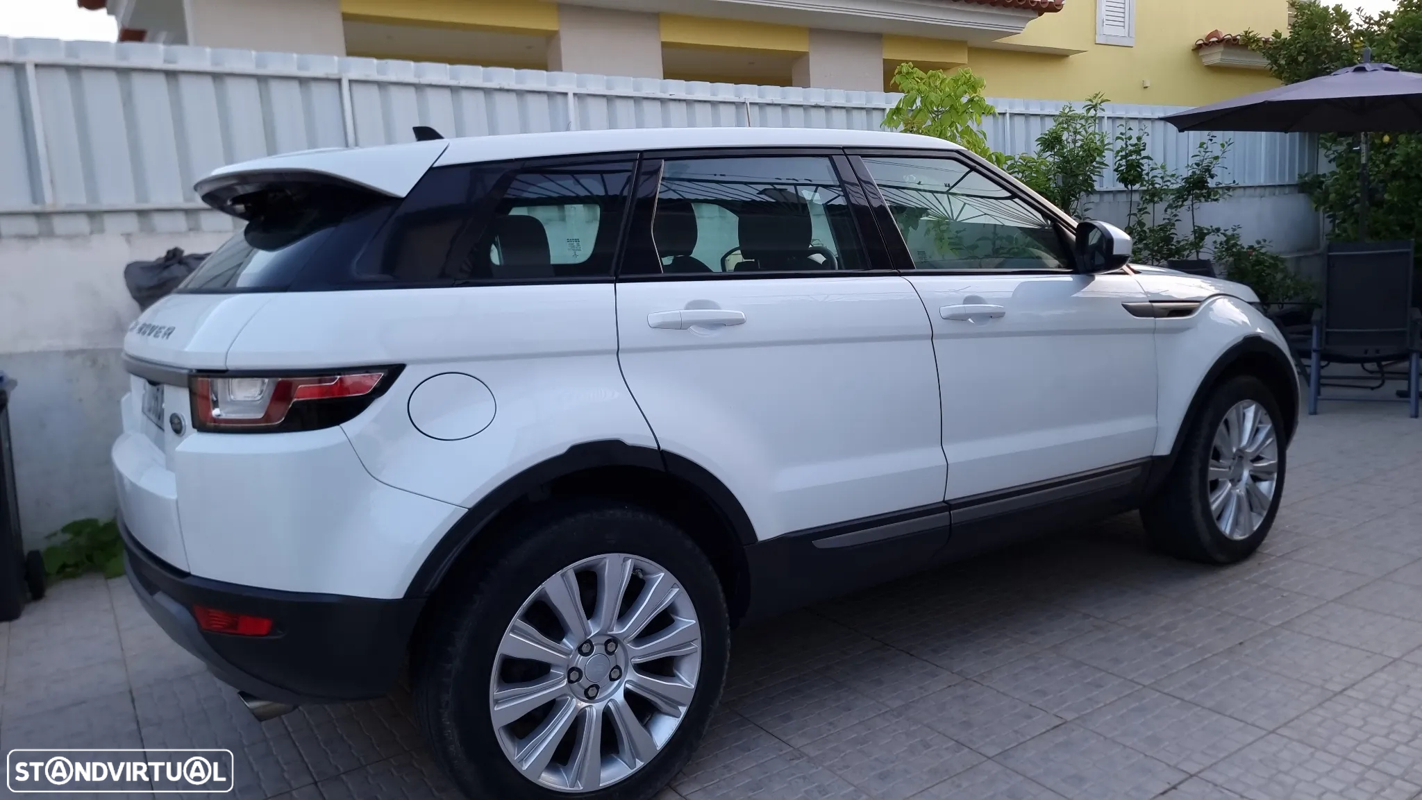 Land Rover Range Rover Evoque 2.0 TD4 Pure - 21