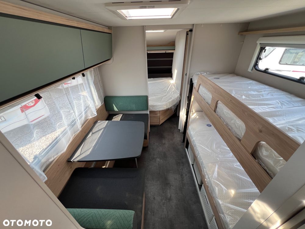 Dethleffs Camper 730FKR - 12