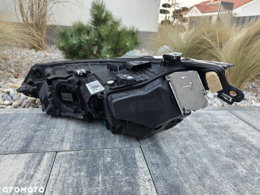 vw golf viii 8 r lampa prawa przód full led matrix iq light 5h1941060ac - 10