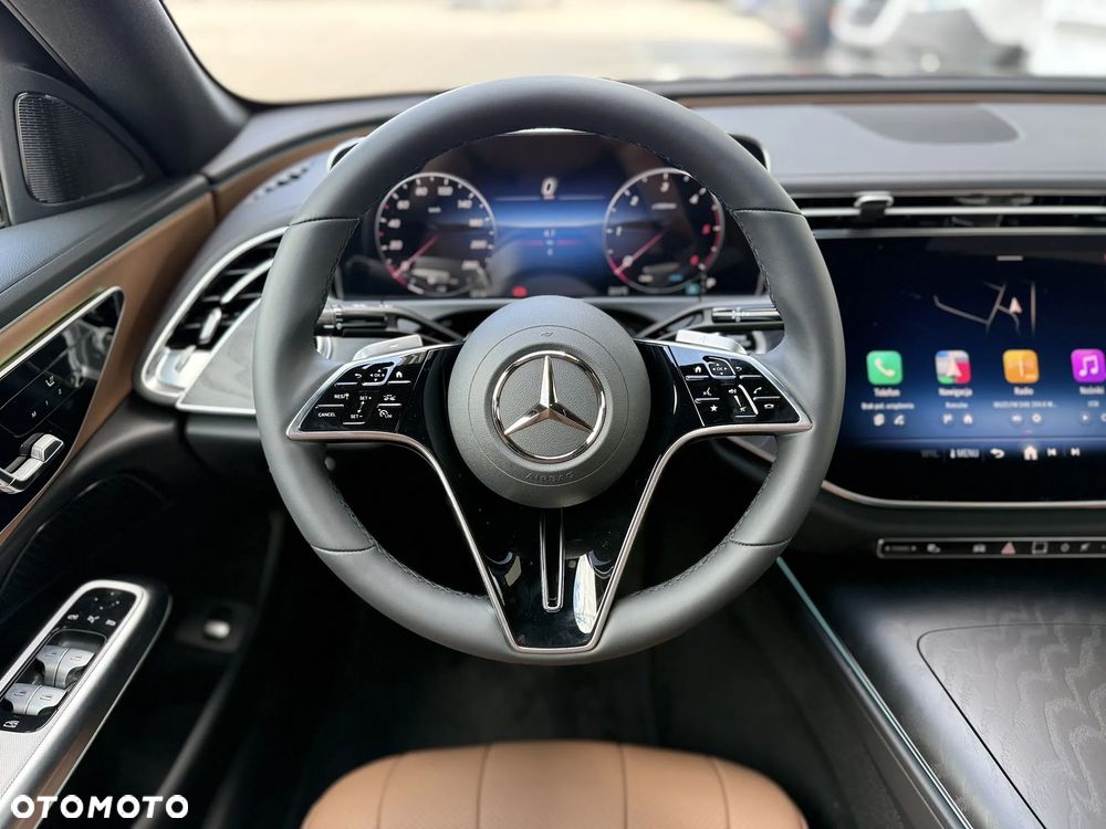 Mercedes-Benz Klasa E - 16