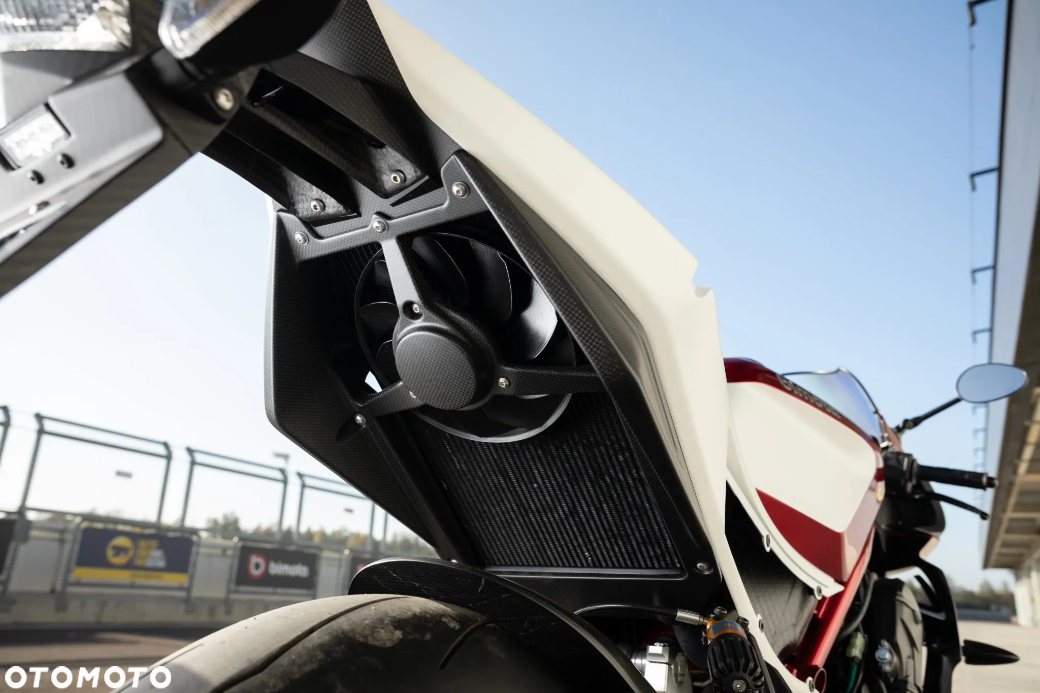 Bimota KB4 - 18
