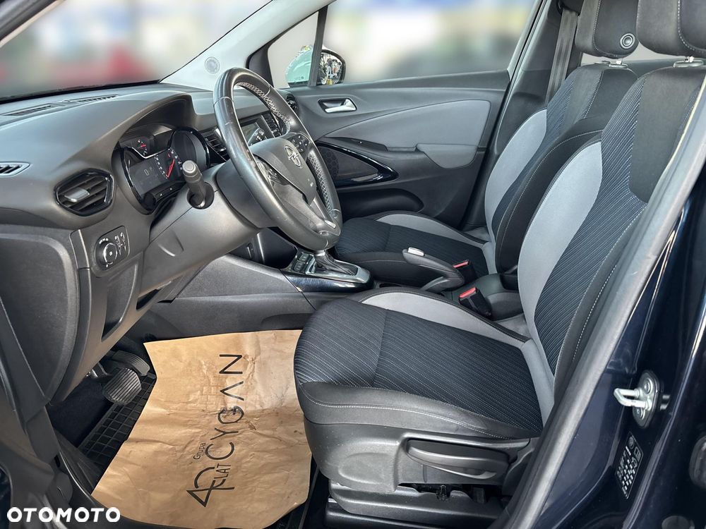 Opel Crossland X - 13