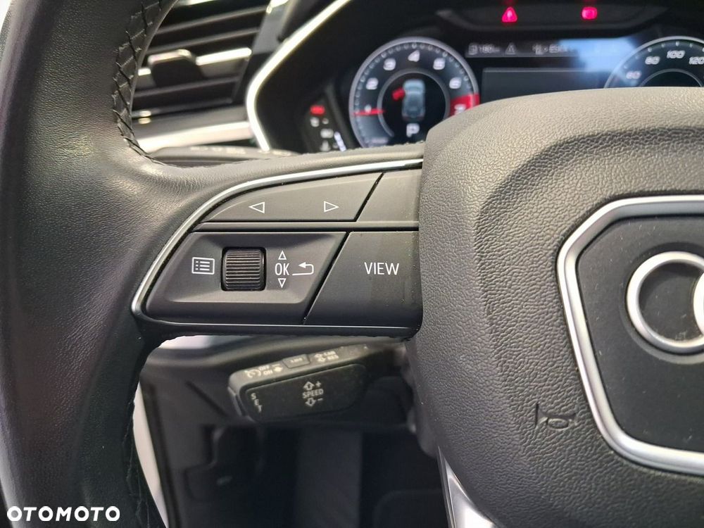 Audi Q3 - 16