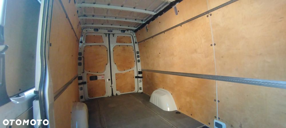 Volkswagen Crafter - 6