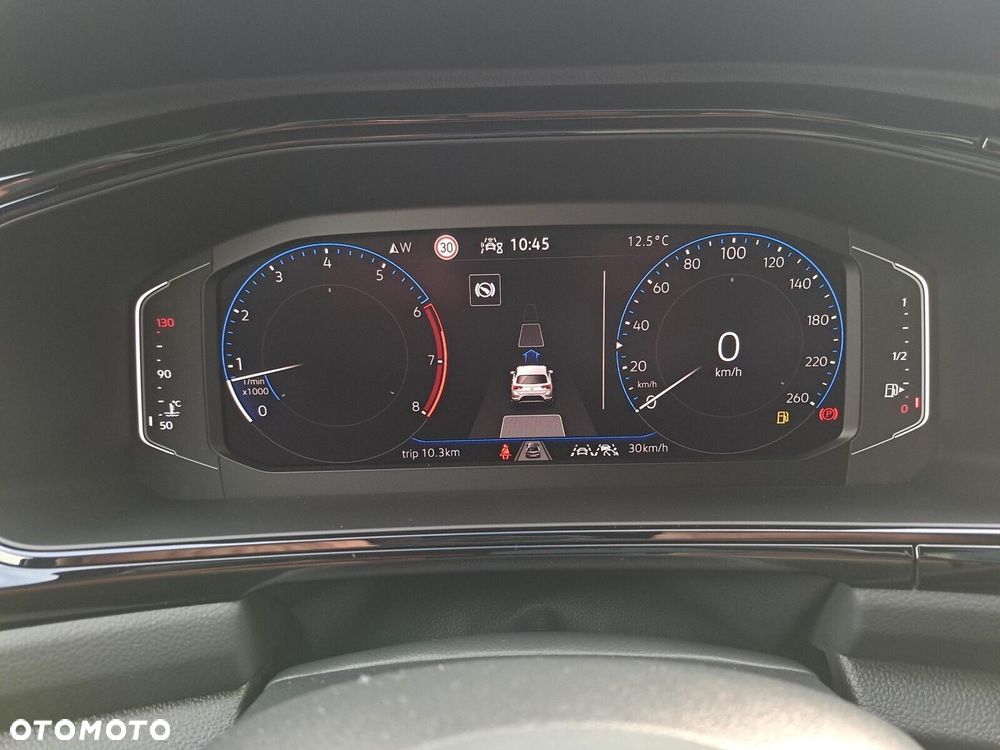 Volkswagen T-Roc - 37