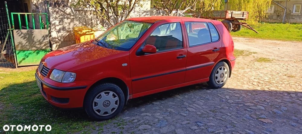 Volkswagen Polo - 1