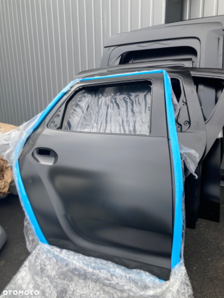 DACIA DUSTER 2 II NOWE ORYGINALNE DRZWI PRAWE TYLNE PRAWY TYŁ TYLNIE Wwa - 2