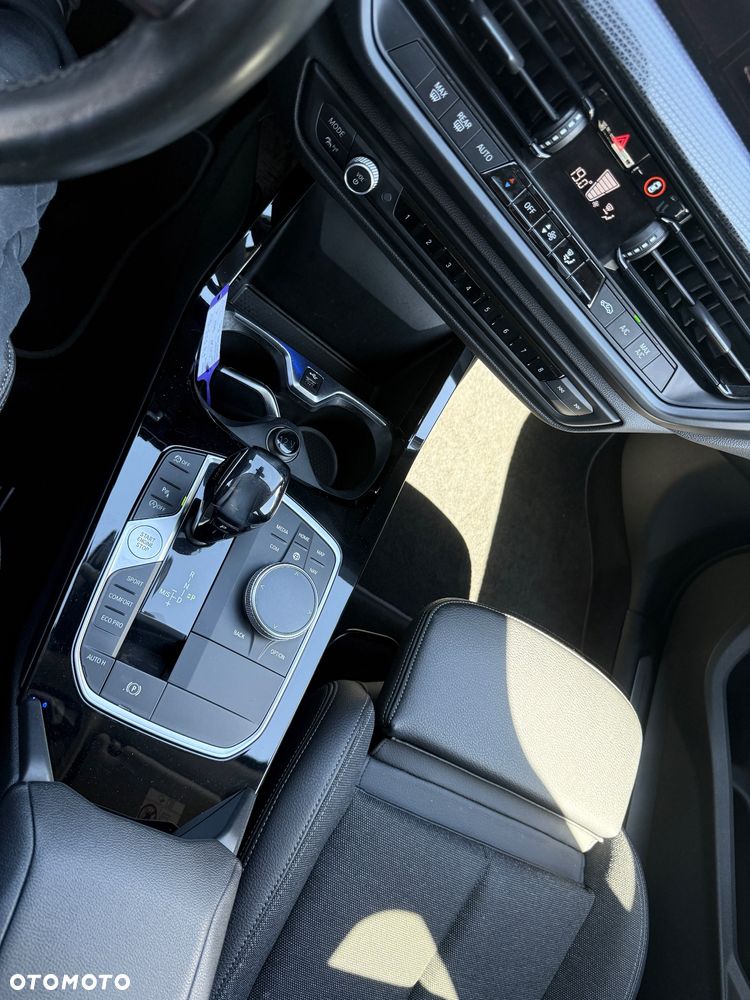 BMW Seria 1 118i M Sport - 32