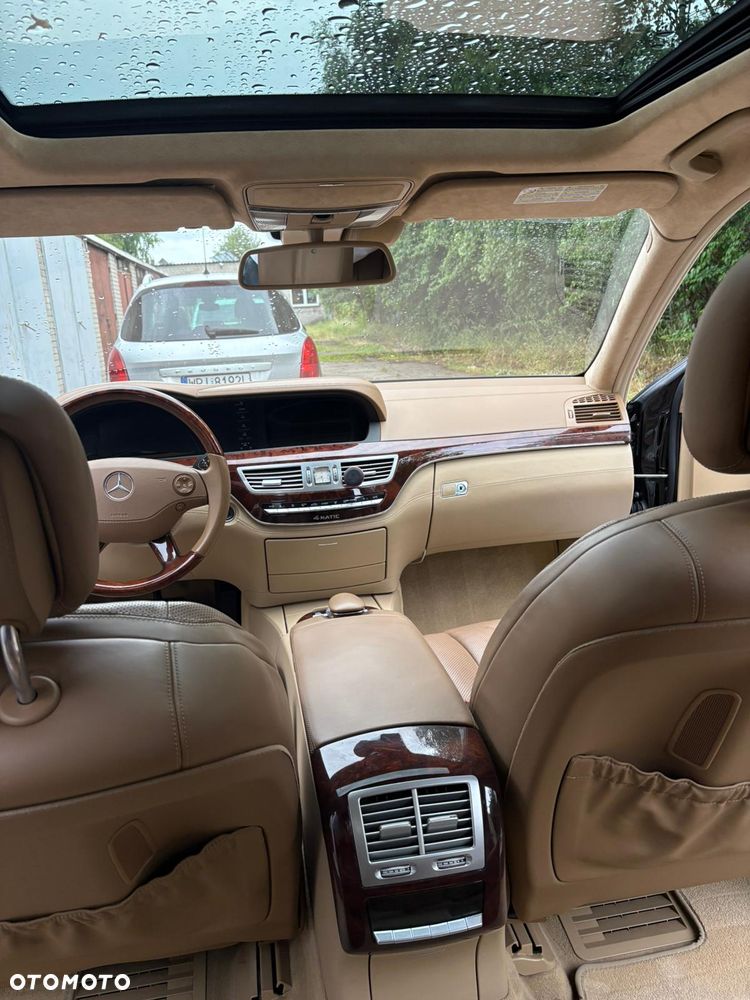 Mercedes-Benz Klasa S 500 L 4Matic 7G-TRONIC - 33