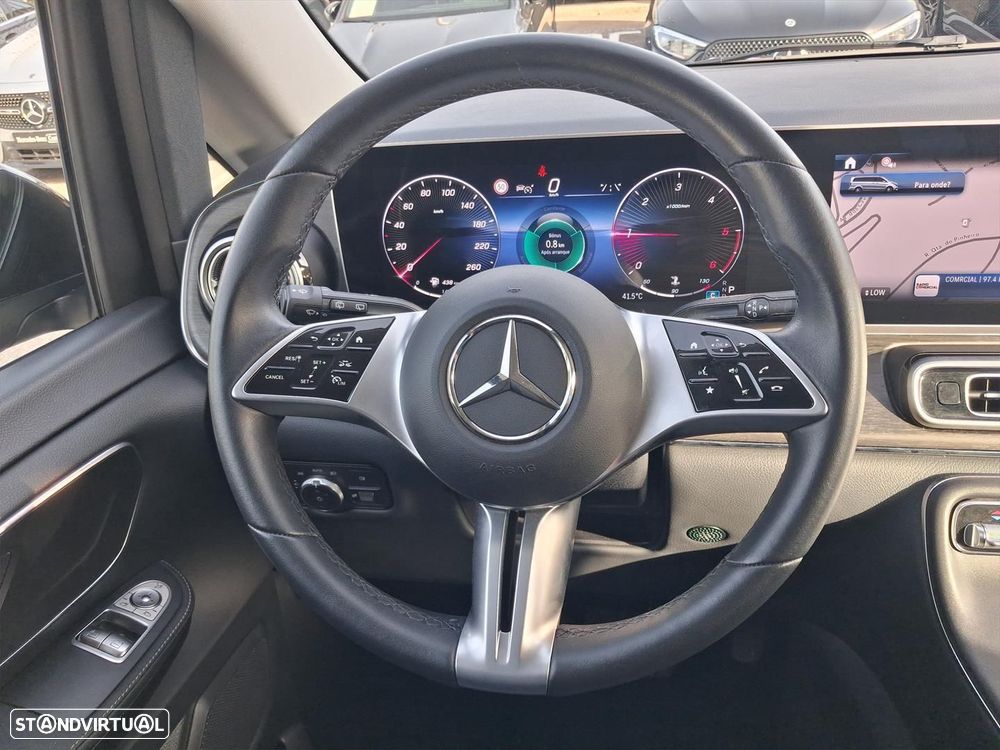 Mercedes-Benz V 250 d Longo Avantgarde - 24