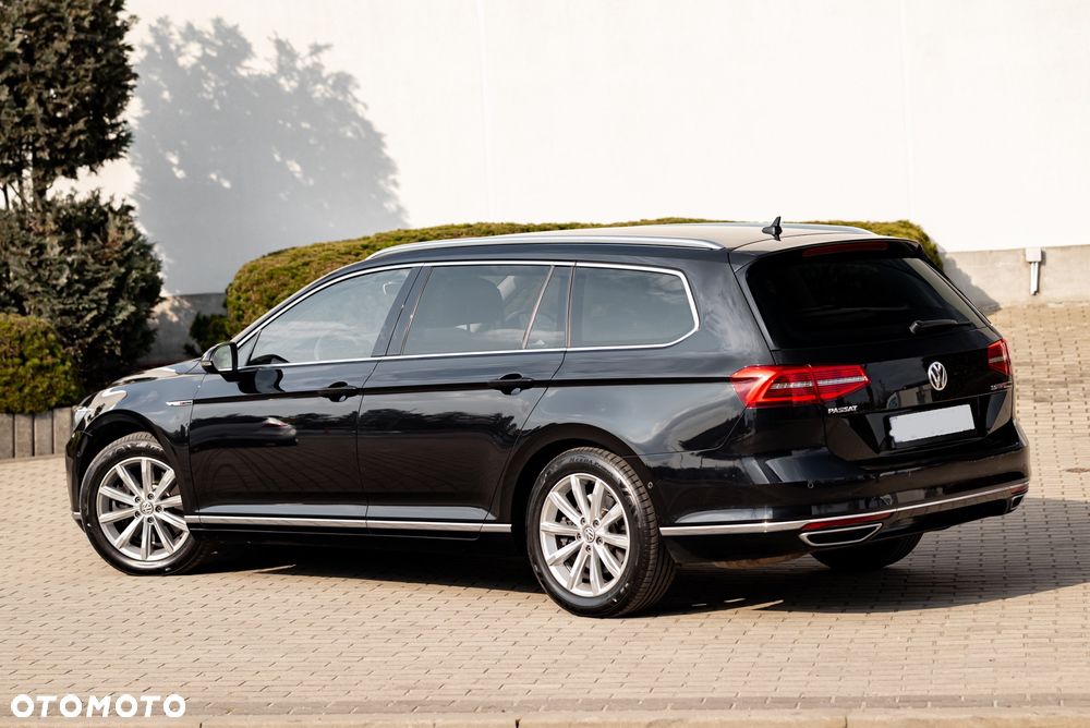 Volkswagen Passat 2.0 TDI SCR 4Motion DDG Highline - 10