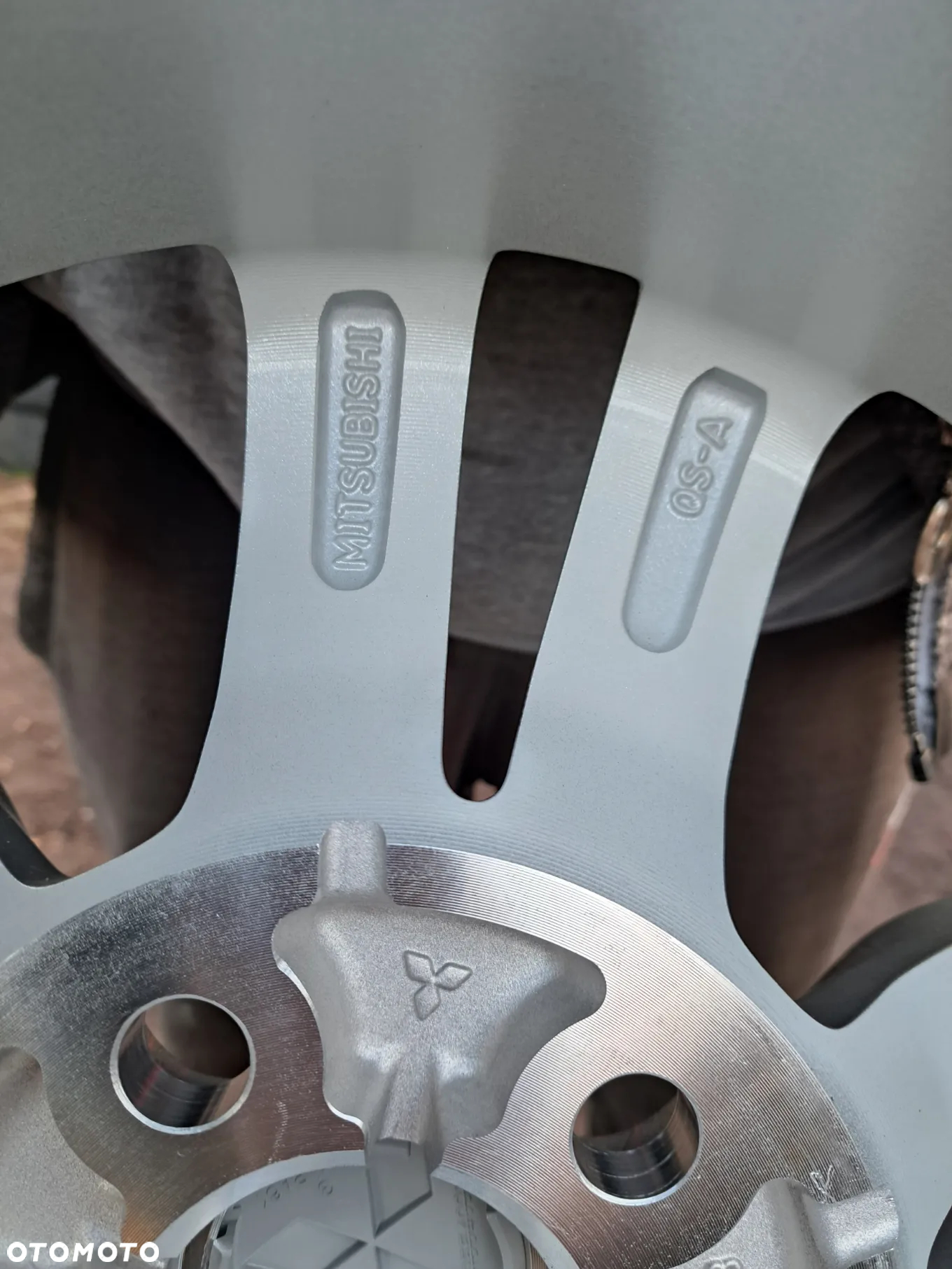 Felgi koła zimowe Mitsubishi Eclipse Cross 6.5Jx16H2 ET 38 215/70R16 100T Bridgestone Blizzak LM005 DOT 2020 2020 Rok J16x6.1/2J ET 38 - 8