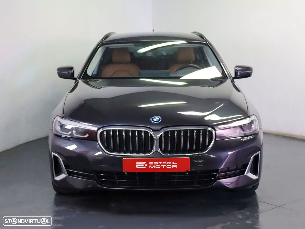 BMW 530 e Line Luxury - 3