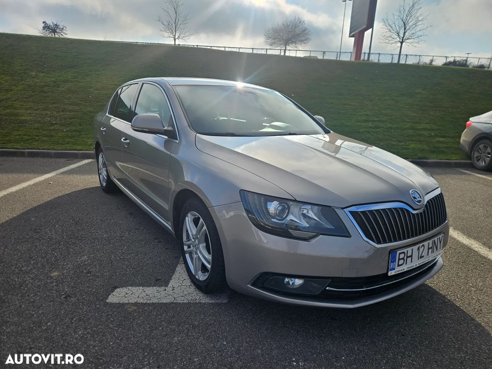 Skoda Superb 2.0 TDI DSG Comfort - 3