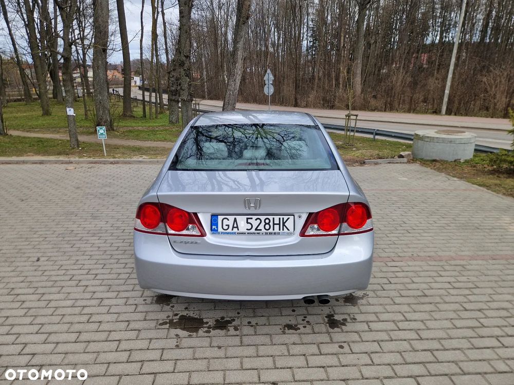 Honda Civic 1.8 Comfort - 4