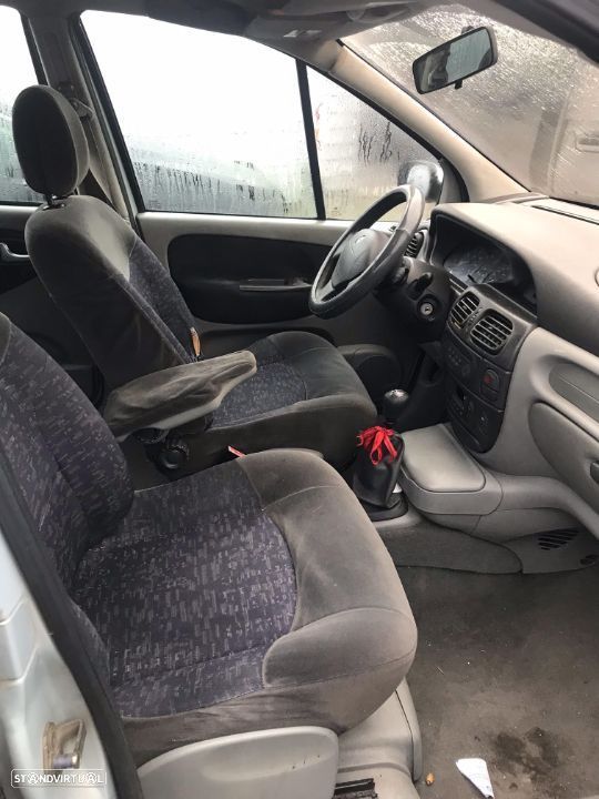 Renault Scenic I 1.4 16V 2002  - Para Peças - 6